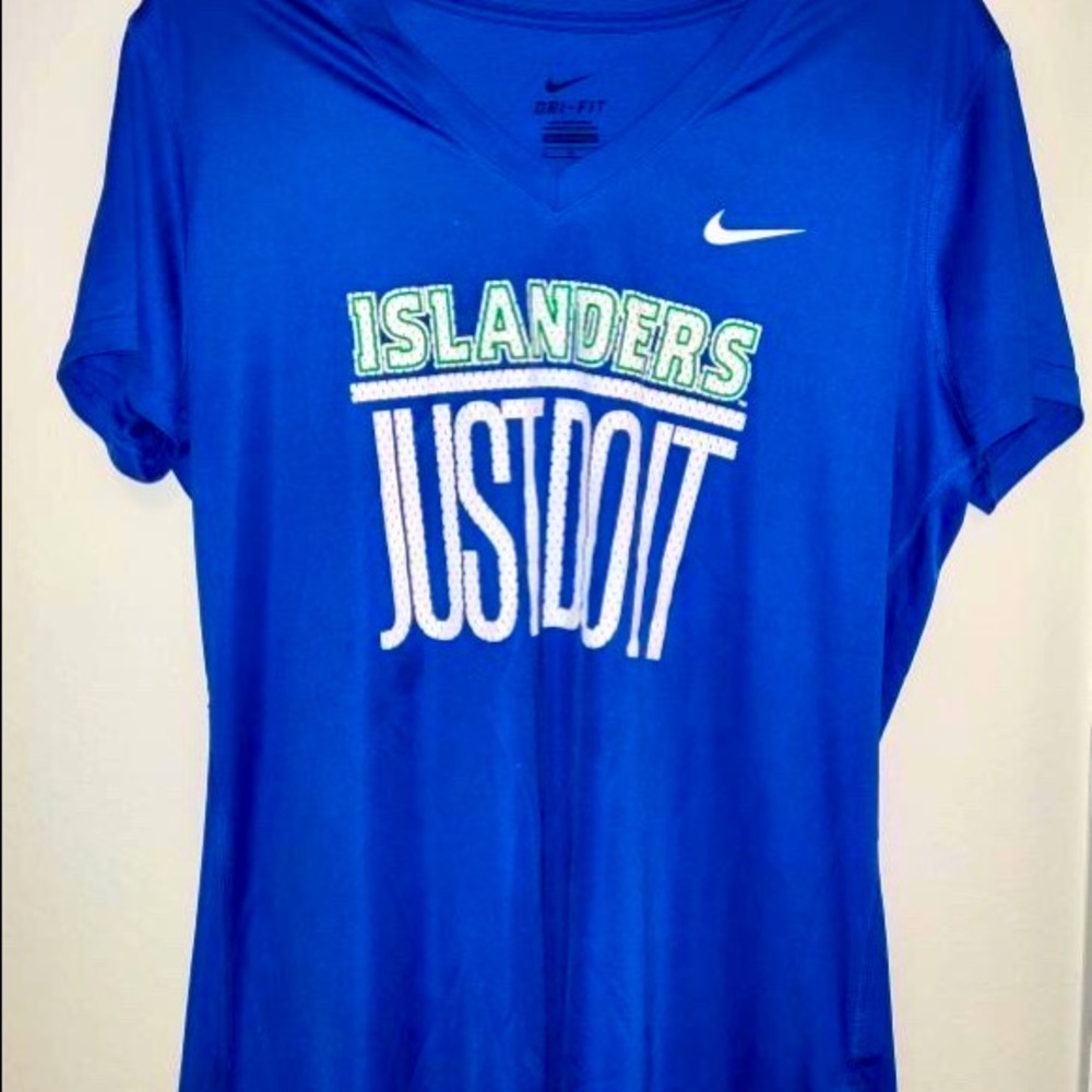 Nike islanders shirt